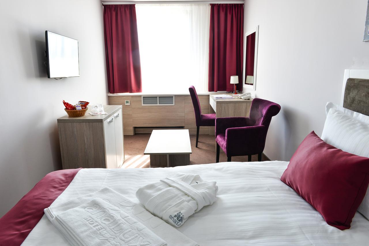 Hotel Ana Lux Spa Pirot Buitenkant foto