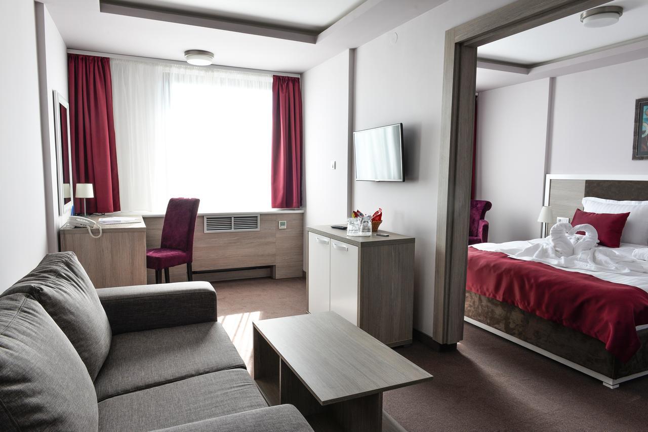 Hotel Ana Lux Spa Pirot Buitenkant foto