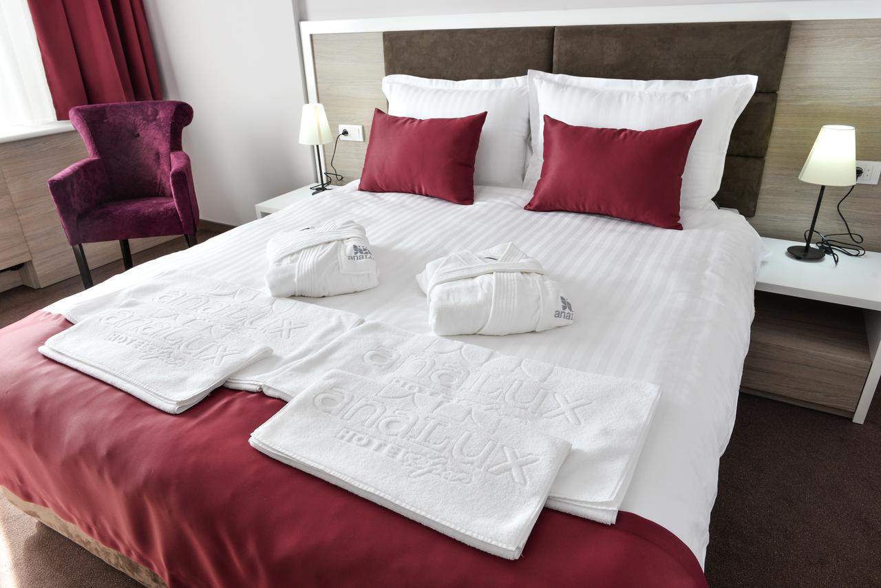 Hotel Ana Lux Spa Pirot Buitenkant foto