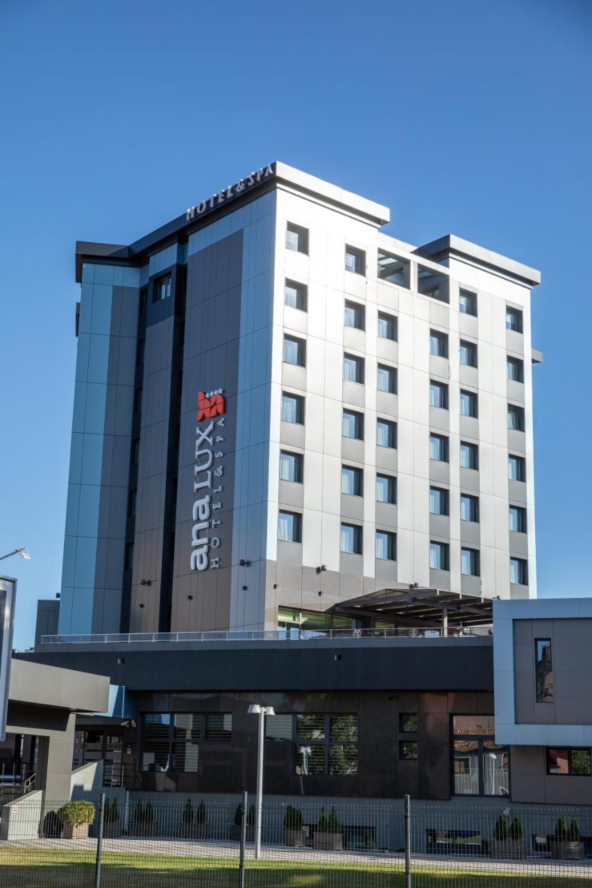 Hotel Ana Lux Spa Pirot Buitenkant foto